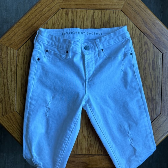 *ARTICLES OF SOCIETY* White Cutoff Jeans Size 24 - Picture 2 of 10